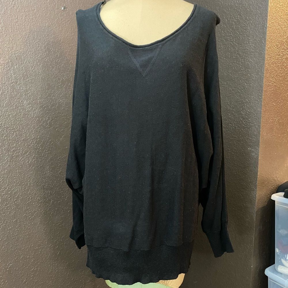 XHILARATION‎ black Dolman sleeve scoop neck banded hem cotton sweater